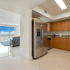 Отель Global Luxury Suites at One Broadway, фото 20