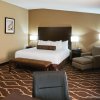 Отель La Quinta Inn & Suites Las Vegas Tropicana, фото 3