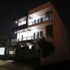 Отель OYO Rooms Huda City Center Market District в Гургаоне