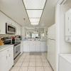 Отель Gulf Breeze Ami-2bd-2ba-condo-private Beach Access-heater Pool-water Views From Every Window, фото 10