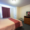 Отель Red Roof Inn & Suites Dickinson, фото 5