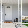 Отель La Vie Boheme 1 - Relaxing Retreat w Parking, фото 16