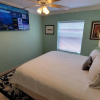 Отель Large 3 bedroom 75 yards to Beach Big Pool 3 Bedroom Home by RedAwning, фото 7
