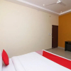 Отель OYO Flagship 27925 Kotra House Gomtinagar, фото 18