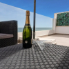 Отель Apt - 100% Sea View 2 Min Walking to the Beach, фото 18