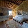 Отель Room in B&B - L' Agriturismo Sottototno Located in the Heart of Tuscan Nature, фото 1