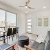 Отель Modern Phoenix Apartment: 1 Mi to Downtown!, фото 4