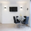 Отель Livestay - Luxury 2bed Apartment With Free Parking, фото 15