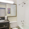 Отель Comfort Inn & Suites, фото 9