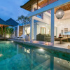 Отель Villa Bronte Beachside Living in the Heart of Canggu Sleeps 4 pax Light and Bright Beautiful Modern , фото 8