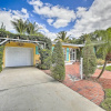 Отель Cute Cape Coral Escape w/ Yard < 1 Mi to Downtown!, фото 1