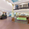 Отель La Quinta Inn & Suites by Wyndham Tampa North I-75, фото 2