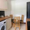 Отель Cosy 2 Bed Flat 1 in Swansea - Home Away From Home, фото 8