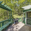Отель Hatcher's Haven 4 Bedroom Cabin by Redawning, фото 19