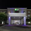 Отель Holiday Inn Express And Suites Arlington North - Stadium Area, an IHG Hotel, фото 1