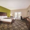 Отель La Quinta Inn & Suites by Wyndham Conference Center Prescott, фото 31