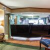 Отель Econo Lodge & Suites Lake Norman, фото 3