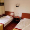 Отель Yijiaren Hotel, фото 1