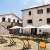 Отель Agriturismo Bio I Rondinelli в Арчидоссо