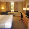 Отель #7712 La Quinta Inn & Suites, фото 3