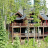 Отель Luxury Log Chalet | Pool + Private HotTub | Ski In/Out | Overlooking Greywolf GC, фото 22