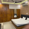Отель Udiksh Hotel and Restaurants, фото 2