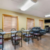 Отель Econo Lodge Urbandale, фото 8
