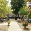 Отель Hostellerie de la Porte Bellon в Санлиc