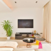 Отель Posh Oceanfront 2BR in Bluewaters Island, фото 22