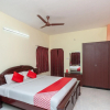 Отель OYO 15990 Deepam Resort, фото 27