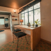 Отель LetsBunk Poshtel & Suites, фото 35