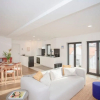 Отель Liiiving in Gaia - Cooper Residence Apartment, фото 7