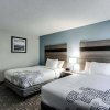 Отель Days Inn & Suites by Wyndham Spokane в Спокане