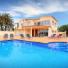 Отель Holiday Home Requesens canal, фото 12