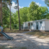 Отель Ground Floor Chalet With Microwave in Natural Surroundings, фото 7