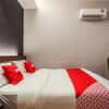Отель Lumut Hotel by OYO Rooms, фото 10