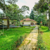 Отель Big And Comfy Studio At Graha Wishnu Guest House, фото 20