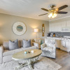 Отель Blissful Hilton Head Condo w/ Community Amenities, фото 13