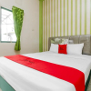Отель RedDoorz @ Jalan Sudirman Belitung, фото 15