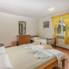 Отель Awesome Home in Jadranovo With Outdoor Swimming Pool, Wifi and 4 Bedrooms, фото 3
