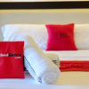 Отель RedDoorz Premium near Trinoma Mall, фото 3