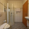 Отель Pretty holiday apartment with an idyllic garden in Daun, фото 3