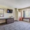 Отель SureStay Plus Hotel by Best Western Rocklin, фото 23