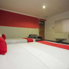 Отель Divina By RedDoorz, фото 10