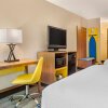 Отель Days Inn & Suites by Wyndham Rocky Mount Golden East, фото 33