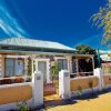 Отель Emaroo Cottages Broken Hill, фото 1