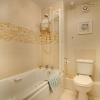 Отель A Delightful Coastal Apartment Just a Short Walk From the Beach, фото 7