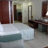Отель Oyster Bay Beach Suites, фото 3