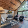 Отель Midtown HideAway - Two Bedroom Cabin, фото 9