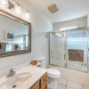 Отель Bright Townhome - 1 Mile to Downtown Cloudcroft, фото 7
